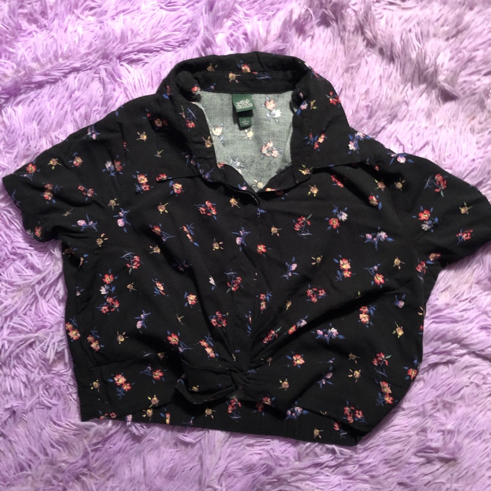 Wild fable top